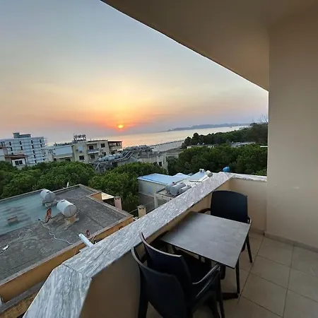 Rezidenca Hasanaj 34 Daire Dıraç